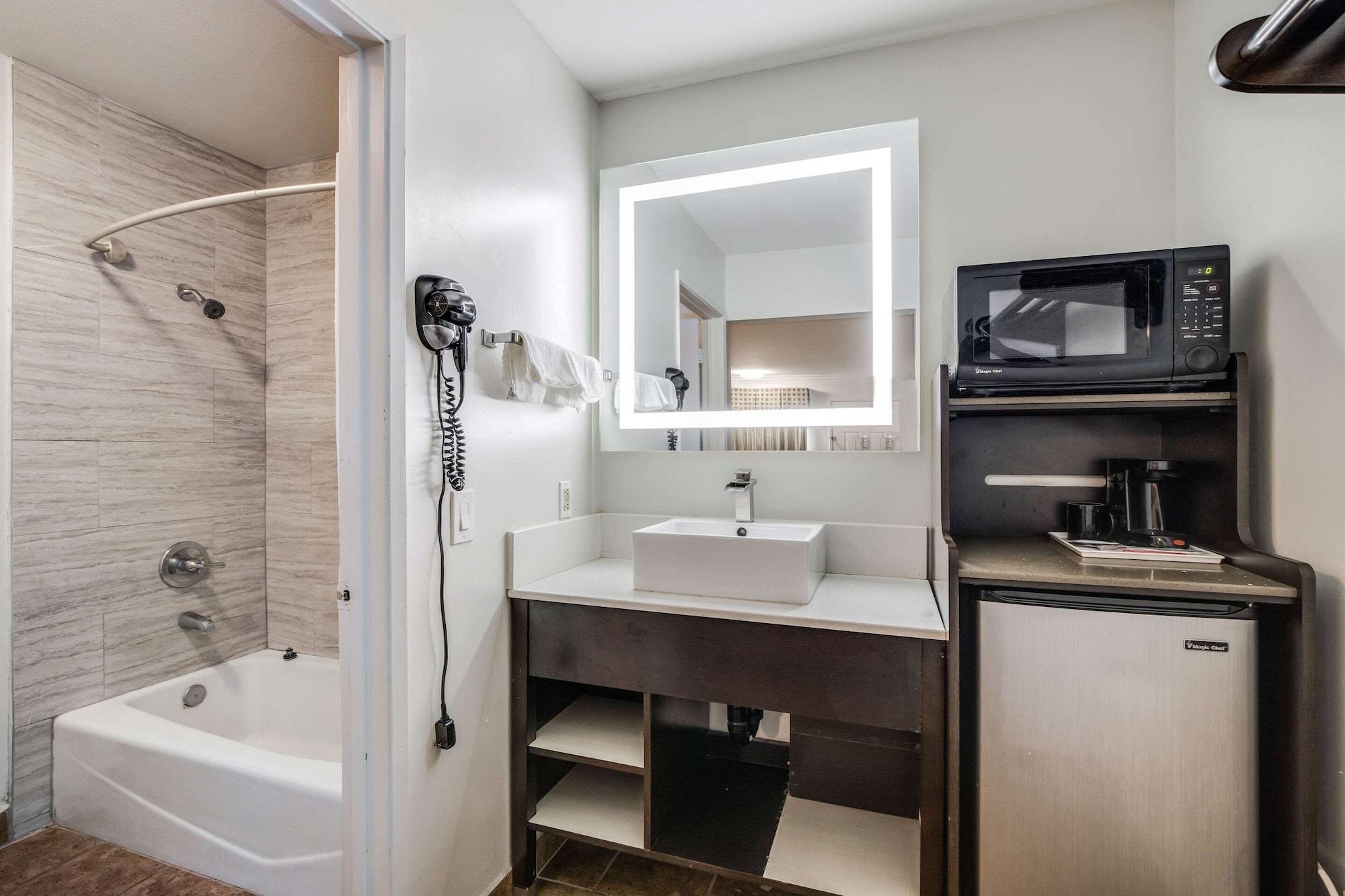 Rodeway Inn Old Town Темекула Екстериор снимка