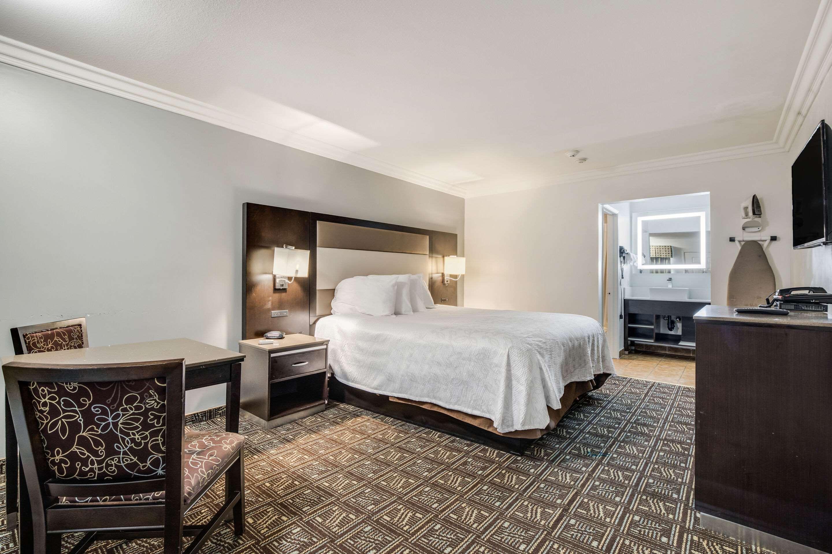 Rodeway Inn Old Town Темекула Екстериор снимка