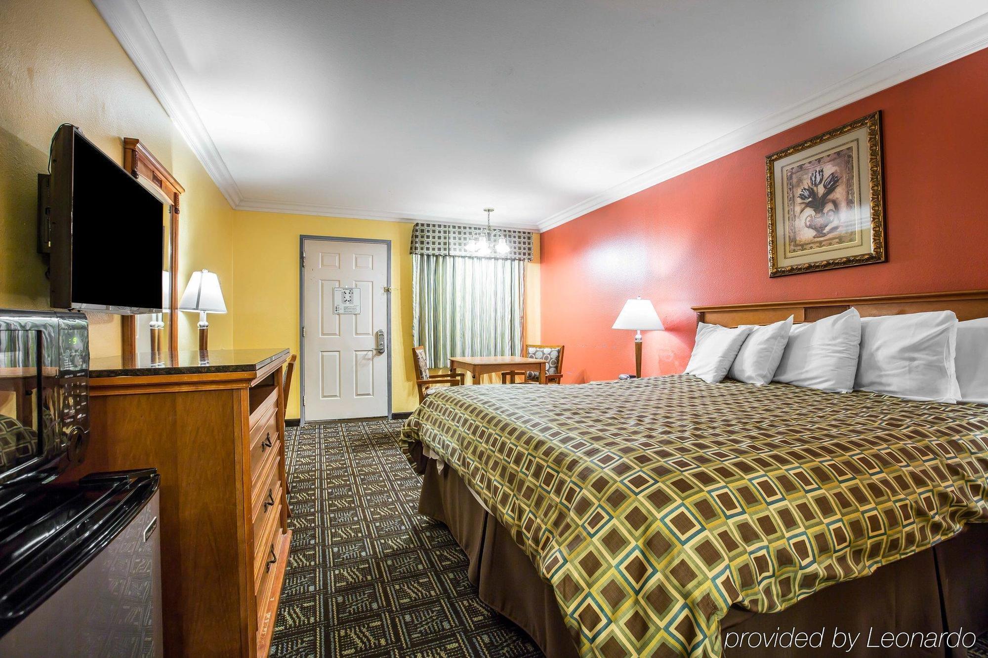 Rodeway Inn Old Town Темекула Екстериор снимка