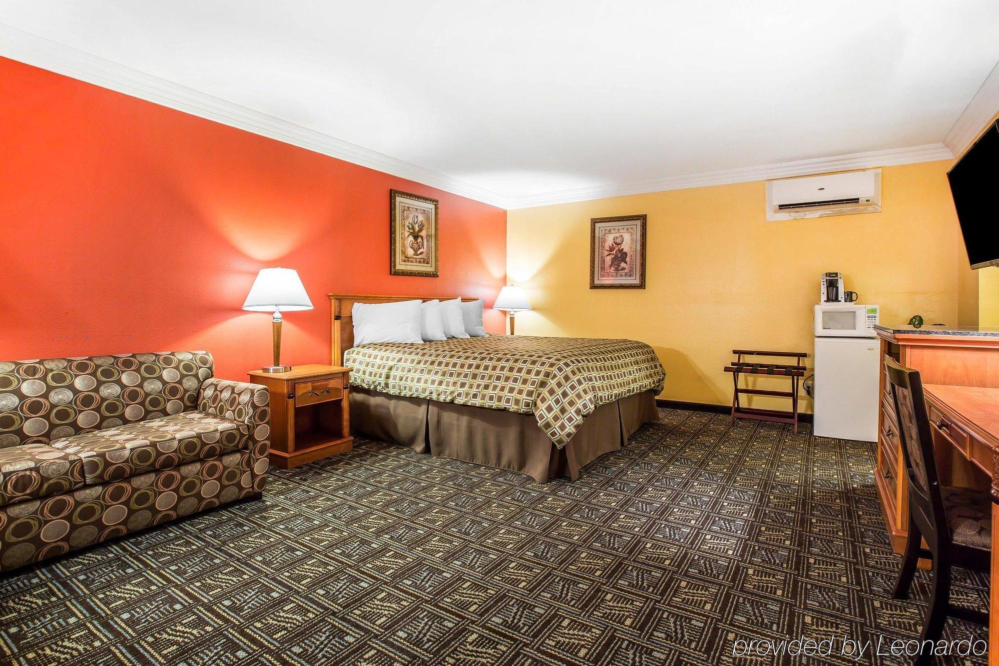 Rodeway Inn Old Town Темекула Екстериор снимка