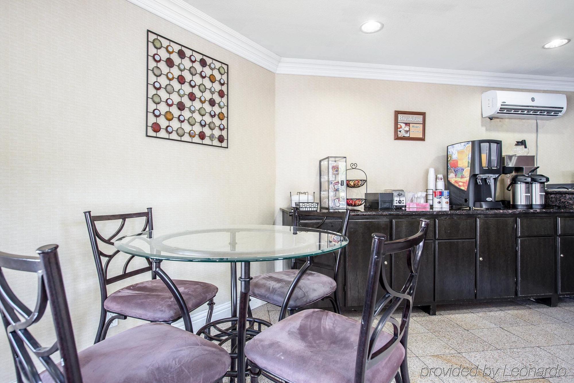 Rodeway Inn Old Town Темекула Екстериор снимка
